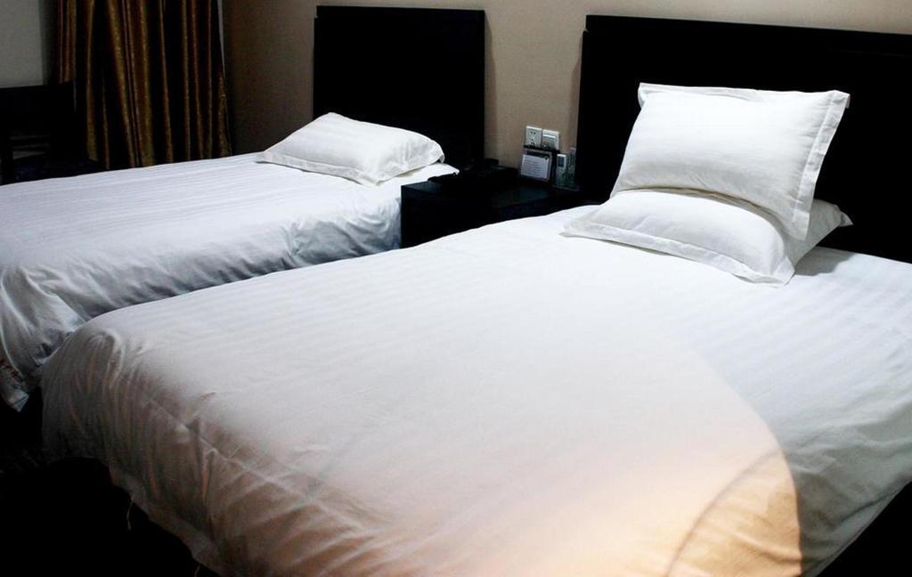 Baolong Homelike Hotel - Wusong Branch Shanghai Bagian luar foto