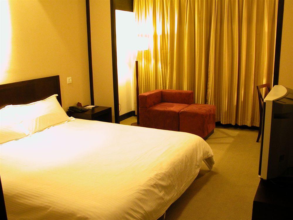 Baolong Homelike Hotel - Wusong Branch Shanghai Bagian luar foto