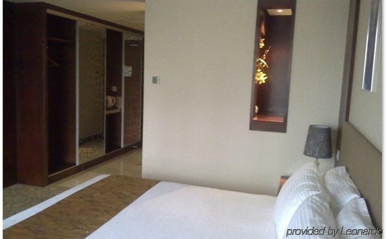 Baolong Homelike Hotel - Wusong Branch Shanghai Bagian luar foto